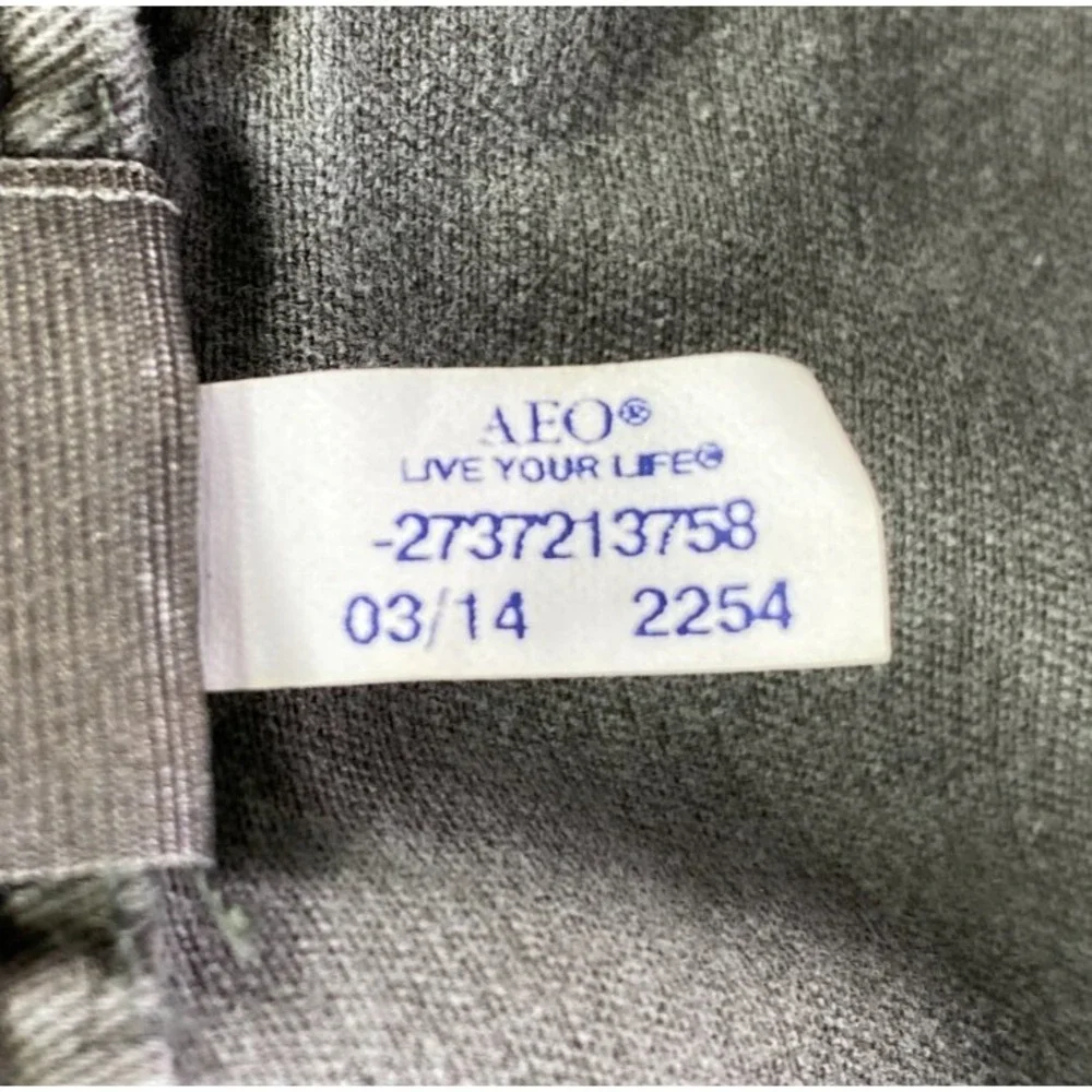 American Eagle Jegging Crop Stretch Women's Sz 2 Army Green‎ City Preppy Modern